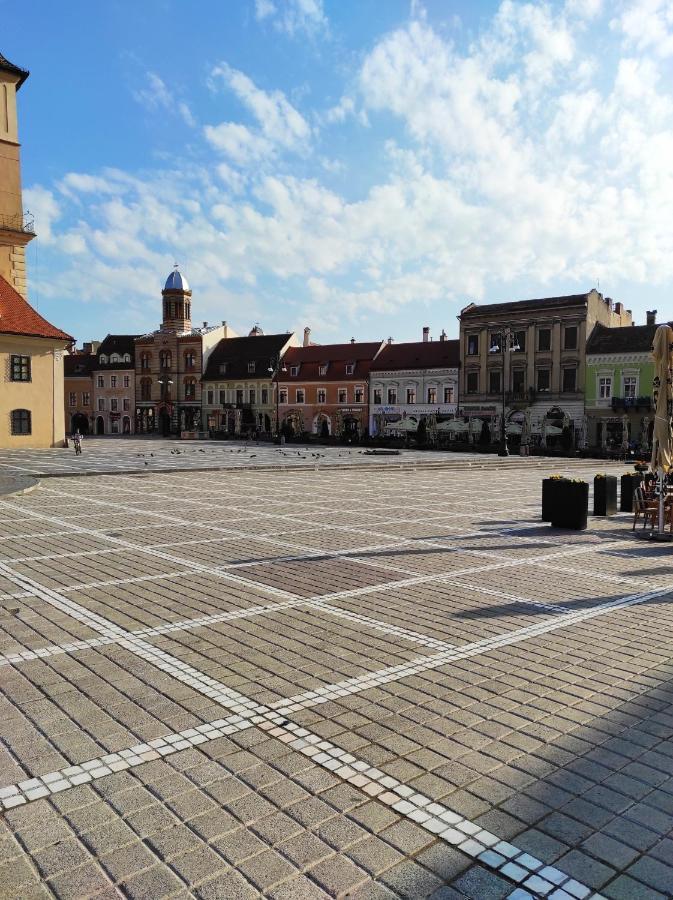 Robi Studio Braşov Buitenkant foto